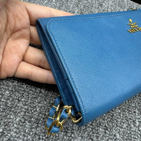 Prada Leather Shoulder Bag 450-032725 - Picture 5 of 14